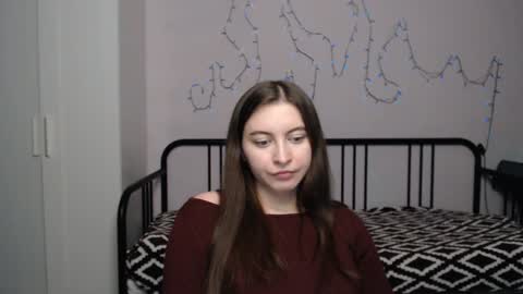 Alice online show from December 27, 6:31 pm