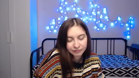 Snapshot of alice_________________________ chatting on December 30, 9:40 pm Alice online show from December 30, 9:40 pm