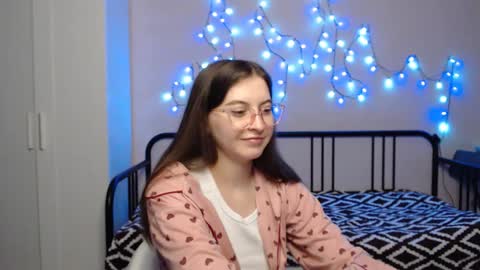 Snapshot of alice_________________________ chatting on January 10, 5:56 pm Alice online show from January 10, 5:56 pm