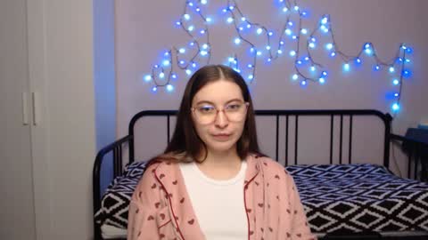 Snapshot of alice_________________________ chatting on January 16, 10:55 pm Alice online show from January 16, 10:55 pm