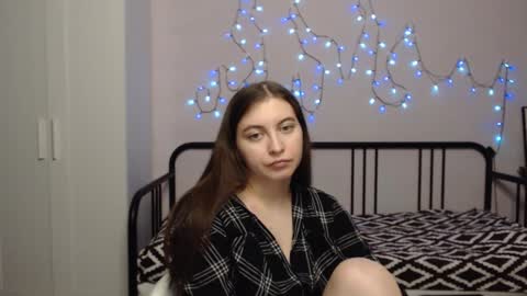 Snapshot of alice_________________________ chatting on January 24, 11:02 pm Alice online show from January 24, 11:02 pm