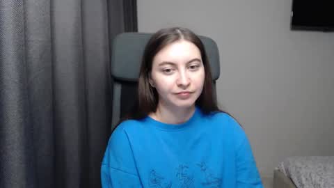 Snapshot of alice_________________________ chatting on February 11, 7:48 pm Alice online show from February 11, 7:48 pm