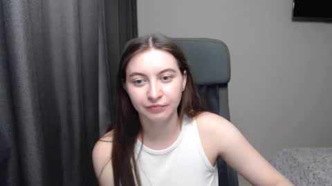 Snapshot of alice_________________________ chatting on February 14, 12:30 am Alice online show from February 14, 12:30 am