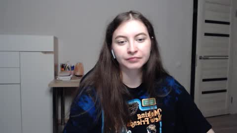 Snapshot of alice_________________________ chatting on March 10, 8:23 pm Alice online show from March 10, 8:23 pm