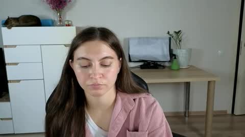 Snapshot of alice_________________________ chatting on September 26, 6:56 pm Alice online show from September 26, 6:56 pm