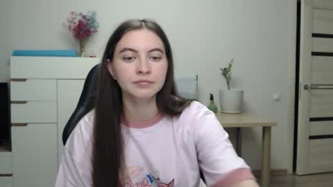 Alice online show from October 30, 6:30 pm