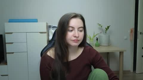 Alice online show from March 13, 5:52 pm