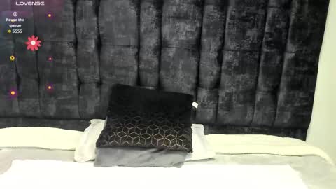 Alice online show from December 5, 12:03 pm