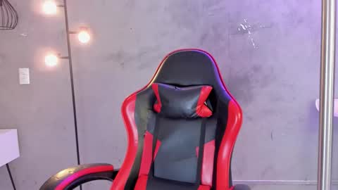 Snapshot of alice__susan chatting on March 10, 9:53 pm Alice Susan online show from March 10, 9:53 pm