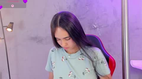 Snapshot of alice__susan chatting on April 7, 7:58 pm Alice Susan online show from April 7, 7:58 pm