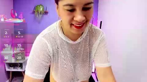 Snapshot of alice_brookss_ chatting on July 13, 1:14 pm alice_brookss_ online show from July 13, 1:14 pm