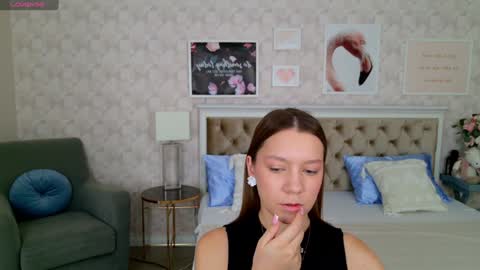 Alice in Wonderland  online show from January 24, 5:10 am