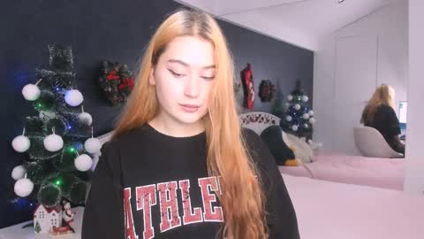 Alis online show from December 19, 9:27 am