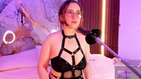 Mey online show from September 12, 4:23 am