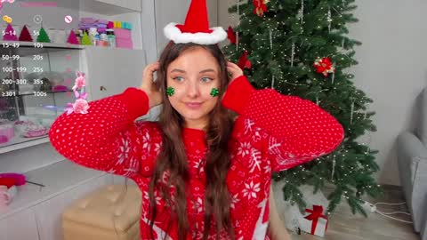 Snapshot of alice_dreammer chatting on December 21, 1:04 am Alice online show from December 21, 1:04 am