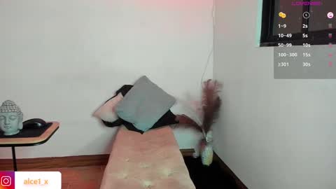 Manuela online show from February 1, 11:21 am