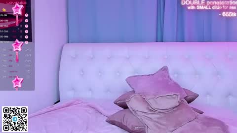 Snapshot of alice_halle chatting on November 13, 6:56 am alice_halle online show from November 13, 6:56 am