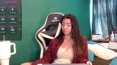 Alice online show from February 24, 5:00 pm