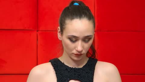 AliceMunro online show from January 26, 1:31 am