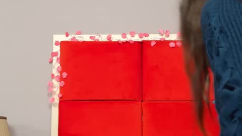 AliceMunro online show from February 18, 4:48 pm