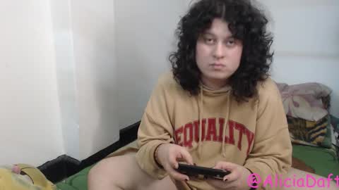 Alicia Aldara online show from March 25, 2:28 am