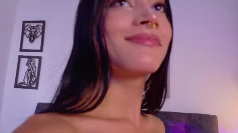 Snapshot of alice_rous21 chatting on July 3, 2:23 pm alice_rous21 online show from July 3, 2:23 pm