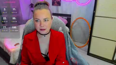 Snapshot of alice_sex_intellect chatting on October 27, 4:22 pm Alice online show from October 27, 4:22 pm