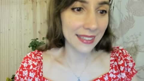 Alice Love you all  online show from May 18, 9:20 pm