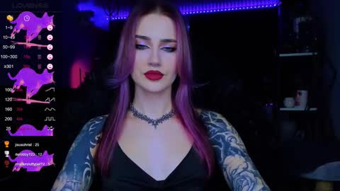 Alice online show from November 3, 6:53 pm