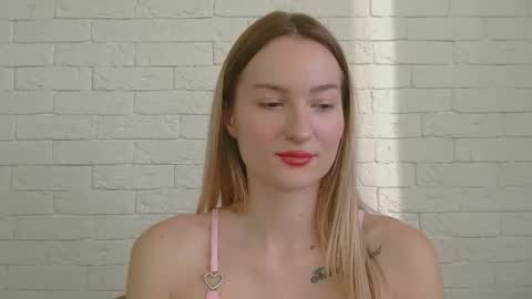 Alice online show from November 3, 1:23 pm