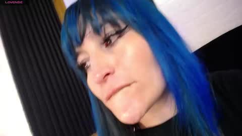 Snapshot of alice_sweetmomma chatting on January 17, 10:45 pm Alice online show from January 17, 10:45 pm
