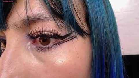 Snapshot of alice_sweetmomma chatting on March 6, 10:04 pm Alice online show from March 6, 10:04 pm