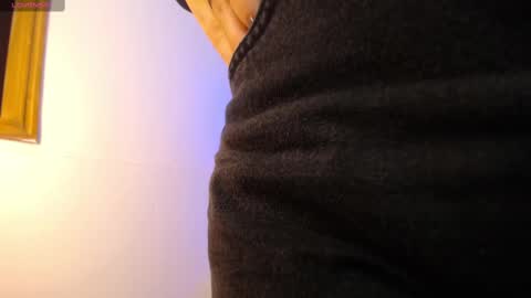 Snapshot of alice_sweetmomma chatting on October 9, 2:26 pm Alice online show from October 9, 2:26 pm