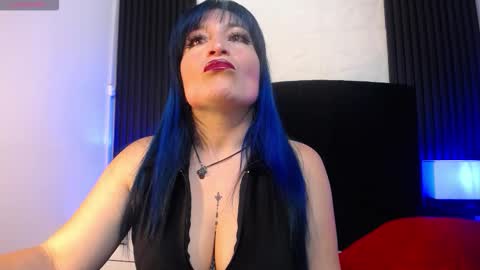 Snapshot of alice_sweetmomma chatting on October 13, 5:35 pm Alice online show from October 13, 5:35 pm