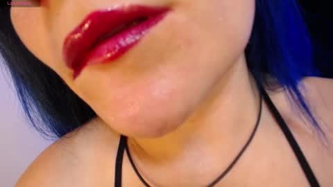 Snapshot of alice_sweetmomma chatting on October 14, 7:25 pm Alice online show from October 14, 7:25 pm
