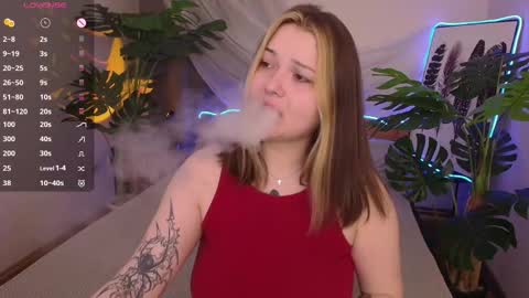 Alice  online show from November 14, 4:06 pm