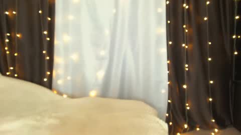 Snapshot of alicebaileys22 chatting on December 2, 10:28 am Alicebaileys22 online show from December 2, 10:28 am