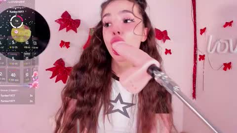 Snapshot of alicebonam chatting on January 8, 12:24 am Alice online show from January 8, 12:24 am