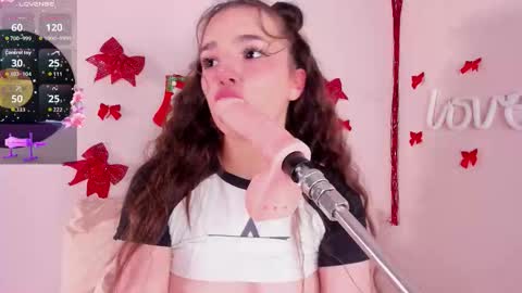 Snapshot of alicebonam chatting on January 10, 12:34 am Alice online show from January 10, 12:34 am