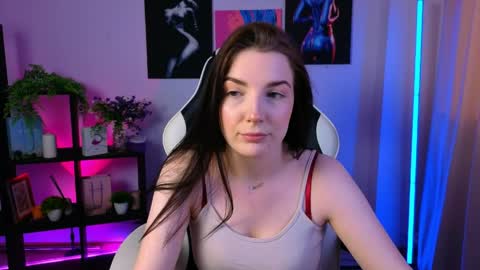 alicechanell online show from April 10, 9:14 am