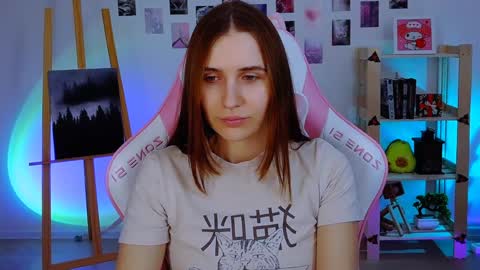 Snapshot of alicecharmy chatting on January 8, 12:47 pm alicecharmy online show from January 8, 12:47 pm
