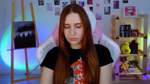 Snapshot of alicecharmy chatting on January 11, 2:15 pm alicecharmy online show from January 11, 2:15 pm