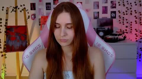 Snapshot of alicecharmy chatting on February 21, 5:09 pm alicecharmy online show from February 21, 5:09 pm
