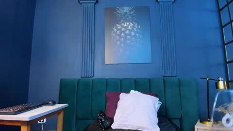 Alice online show from April 7, 12:16 pm