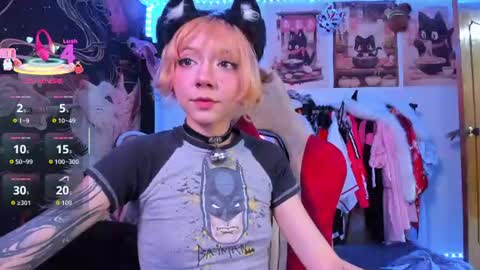 Snapshot of alicedang3r chatting on July 20, 11:40 pm Alice online show from July 20, 11:40 pm