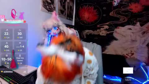 Alice Danger     online show from February 8, 7:50 pm