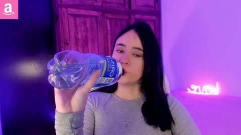 Aliceee  ..   97YP9VWGZHrefnav wishlist lists 1 online show from February 27, 5:15 pm