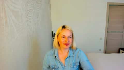 Alicee online show from May 22, 10:32 am