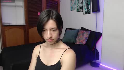 Snapshot of alicee_logan_ chatting on September 14, 2:22 am alicee_logan_ online show from September 14, 2:22 am