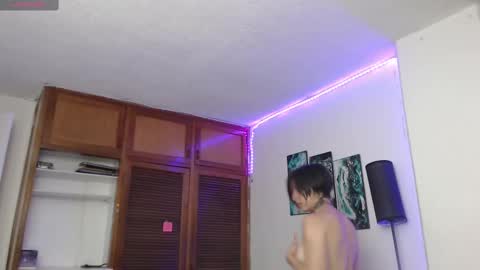 Snapshot of alicee_logan_ chatting on September 26, 11:09 pm alicee_logan_ online show from September 26, 11:09 pm
